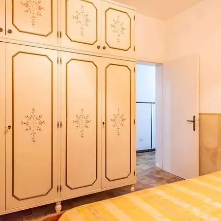 Ester بيت للعطل